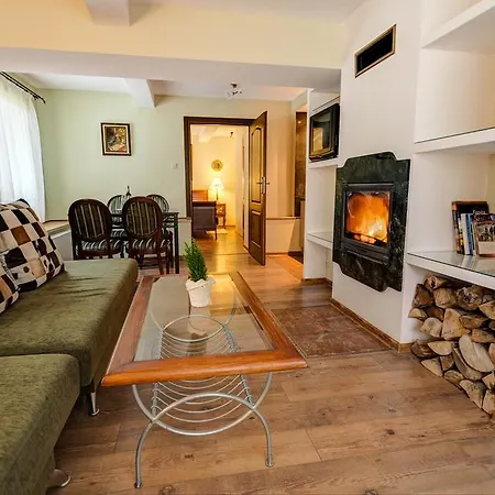 Lubicz Rodzinne W Krynicy Zdroju Apartment *