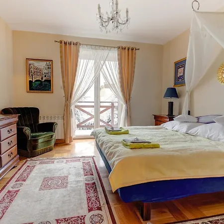 Lubicz Rodzinne W Krynicy Zdroju Apartment *